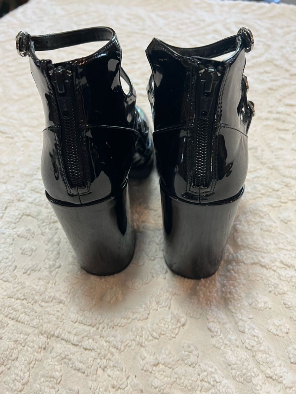 Gianni Bini Black Patent Multi-Strap Block Heel Pumps - Picture 4 of 7